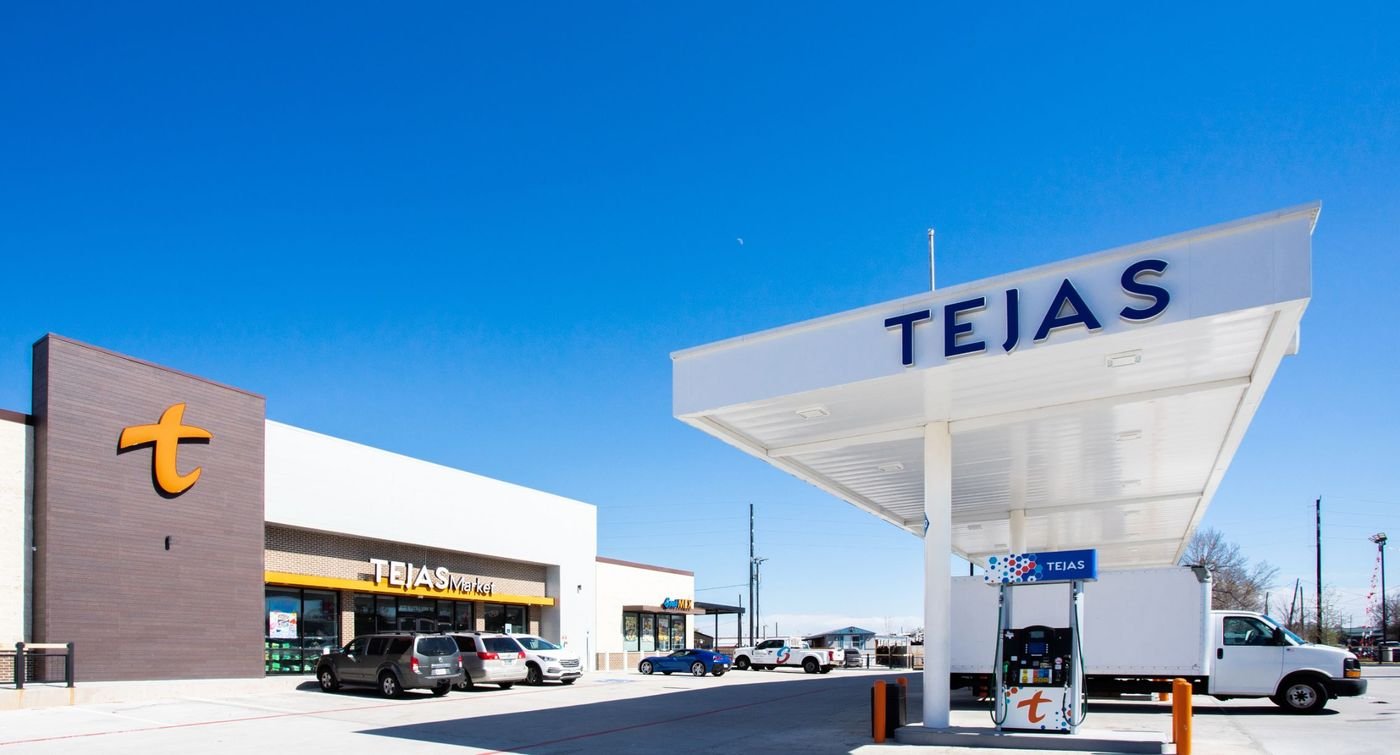 Tejas fuel canopy signage by SI Signs USA